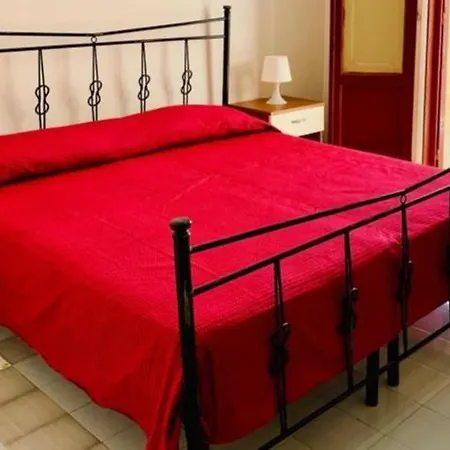Le Case Di Antonio Holiday home Torre Lapillo