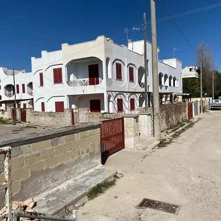 Le Case Di Antonio Holiday home Torre Lapillo