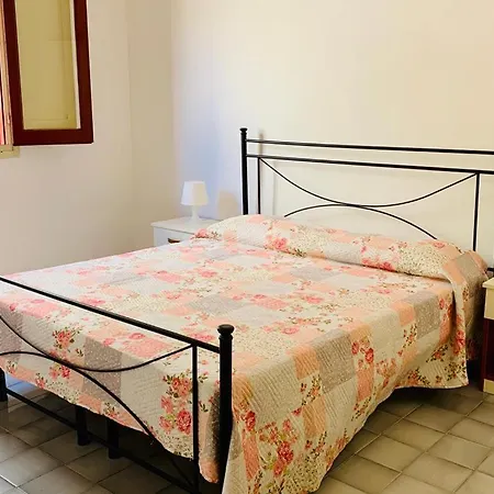 Le Case Di Antonio Holiday home Torre Lapillo