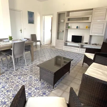 Le Case Di Antonio Holiday home *